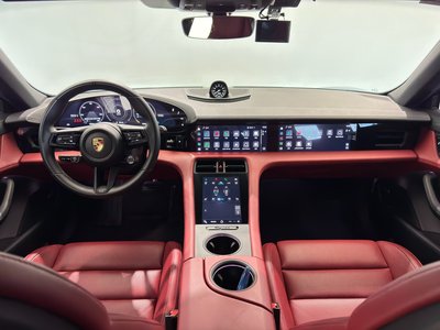 PORSCHE TAYCAN - 8