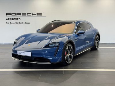 PORSCHE TAYCAN - 1