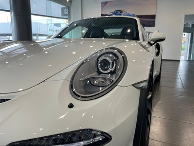 PORSCHE 911 - 8