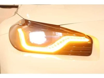 صورة 9 لـ 2023 BMW M2