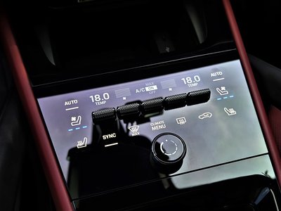 صورة مصغرة 17 لـ 2023 Porsche CAYENNE