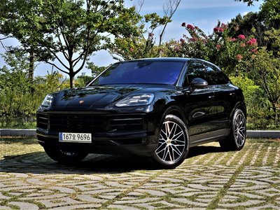 صورة 1 لـ 2023 Porsche CAYENNE