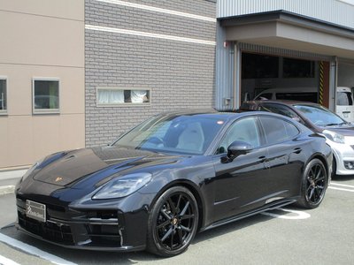 PORSCHE PANAMERA - 5