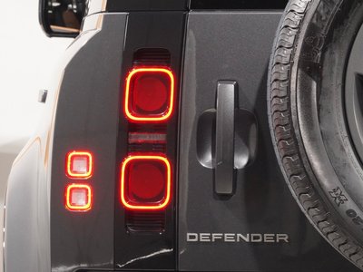 LAND ROVER DEFENDER 2023 thumbnail 40