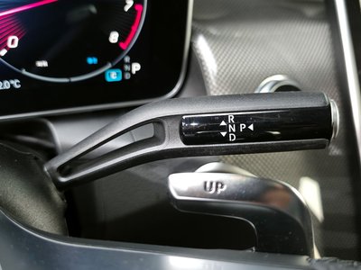 MERCEDES-BENZ GLC - 9