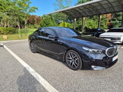 2024 BMW 5 SERIES — фото 6