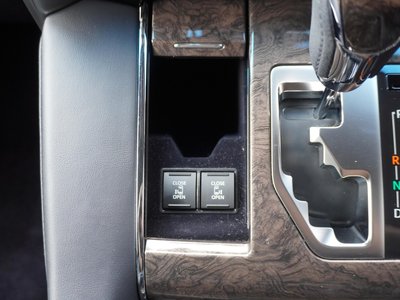 2021 Toyota ALPHARD — миниатюра 33