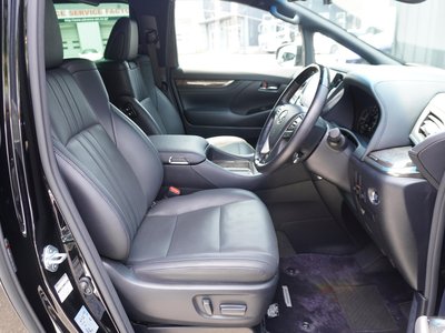 2021 Toyota ALPHARD — миниатюра 13