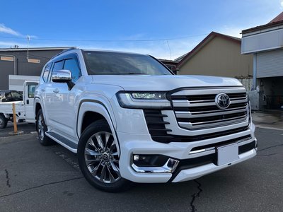 TOYOTA LAND CRUISER 300 - 1