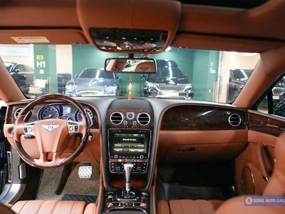 BENTLEY FLYING SPUR - 6