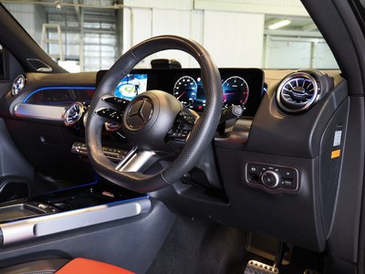 MERCEDES-BENZ GLB - 9