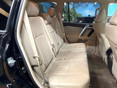 TOYOTA LAND CRUISER PRADO - 9