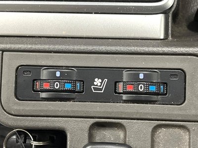 TOYOTA LAND CRUISER PRADO - 6