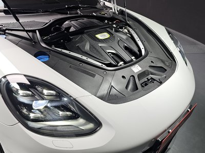 PORSCHE PANAMERA - 7