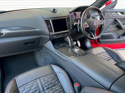 MASERATI LEVANTE - 8