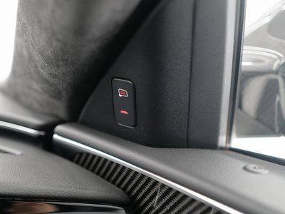 2015 AUDI RS6 AVANT thumbnail 50