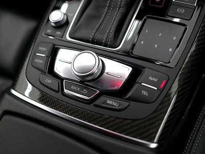 2015 AUDI RS6 AVANT thumbnail 44