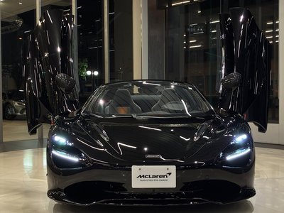 MCLAREN 750S - 10