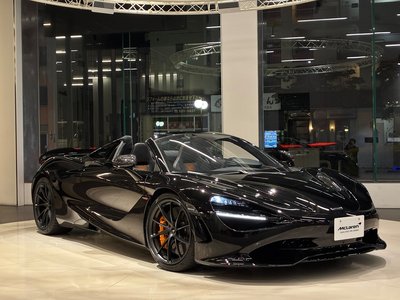 MCLAREN 750S - 8