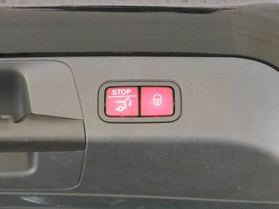 2023 Mercedes-BENZ GLB 缩略图 11