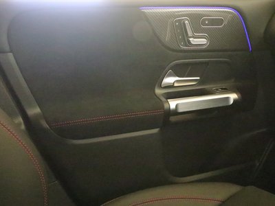 2023 Mercedes-BENZ GLB 缩略图 16
