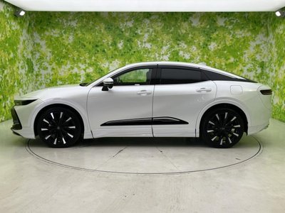 TOYOTA CROWN CROSSOVER - 2