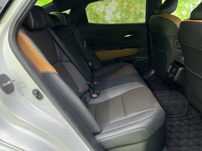 TOYOTA CROWN CROSSOVER - 5