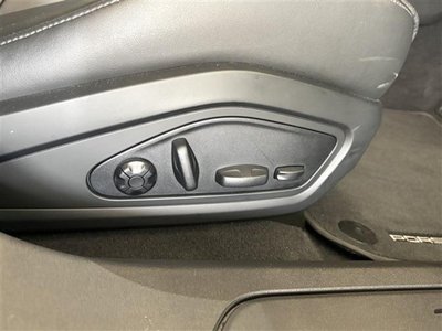 2024 Porsche TAYCAN — миниатюра 19