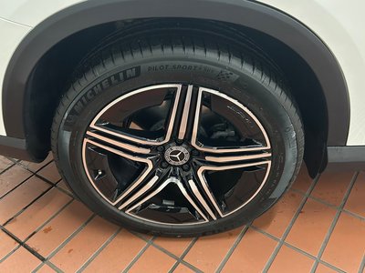 MERCEDES-BENZ GLC - 7