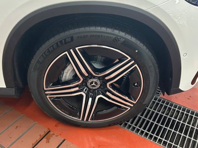 MERCEDES-BENZ GLC - 4