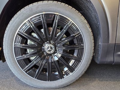 MERCEDES-BENZ GLB - 2