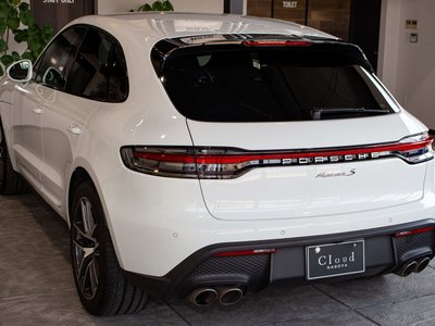 PORSCHE MACAN - 6