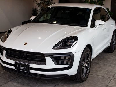 PORSCHE MACAN - 5