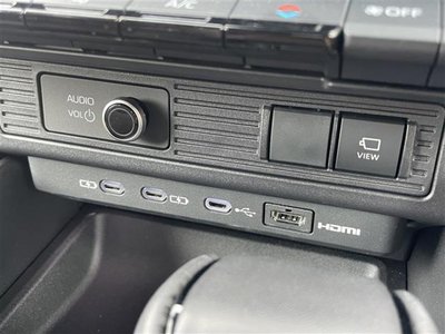 صورة مصغرة 17 لـ 2024 Toyota LAND CRUISER 250