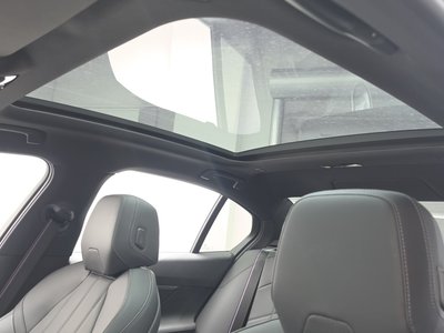 2025 BMW 5 SERIES 缩略图 20