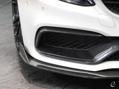 صورة مصغرة 30 لـ 2016 Mercedes-BENZ C-CLASS AMG