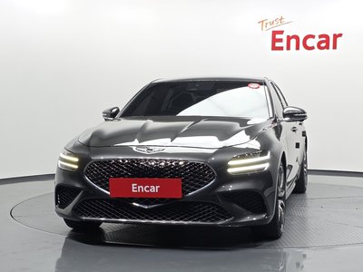 صورة 2 لـ 2022 GENESIS THE NEW G70