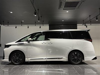 TOYOTA VELLFIRE - 4
