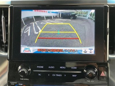 TOYOTA ALPHARD - 9