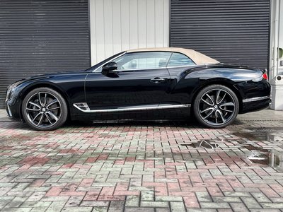 BENTLEY CONTINENTAL - 8