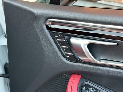 2024 Porsche MACAN 缩略图 33
