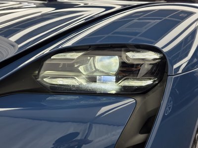 2021 Porsche TAYCAN photo 9