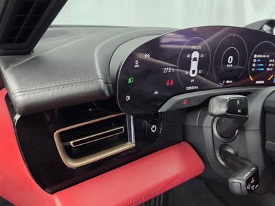 2021 Porsche TAYCAN thumbnail 23