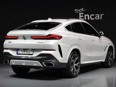 2022 BMW X6 — фото 2
