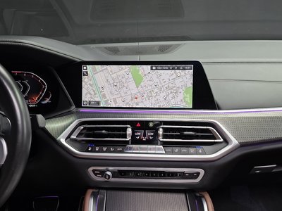 2022 BMW X6 — миниатюра 17