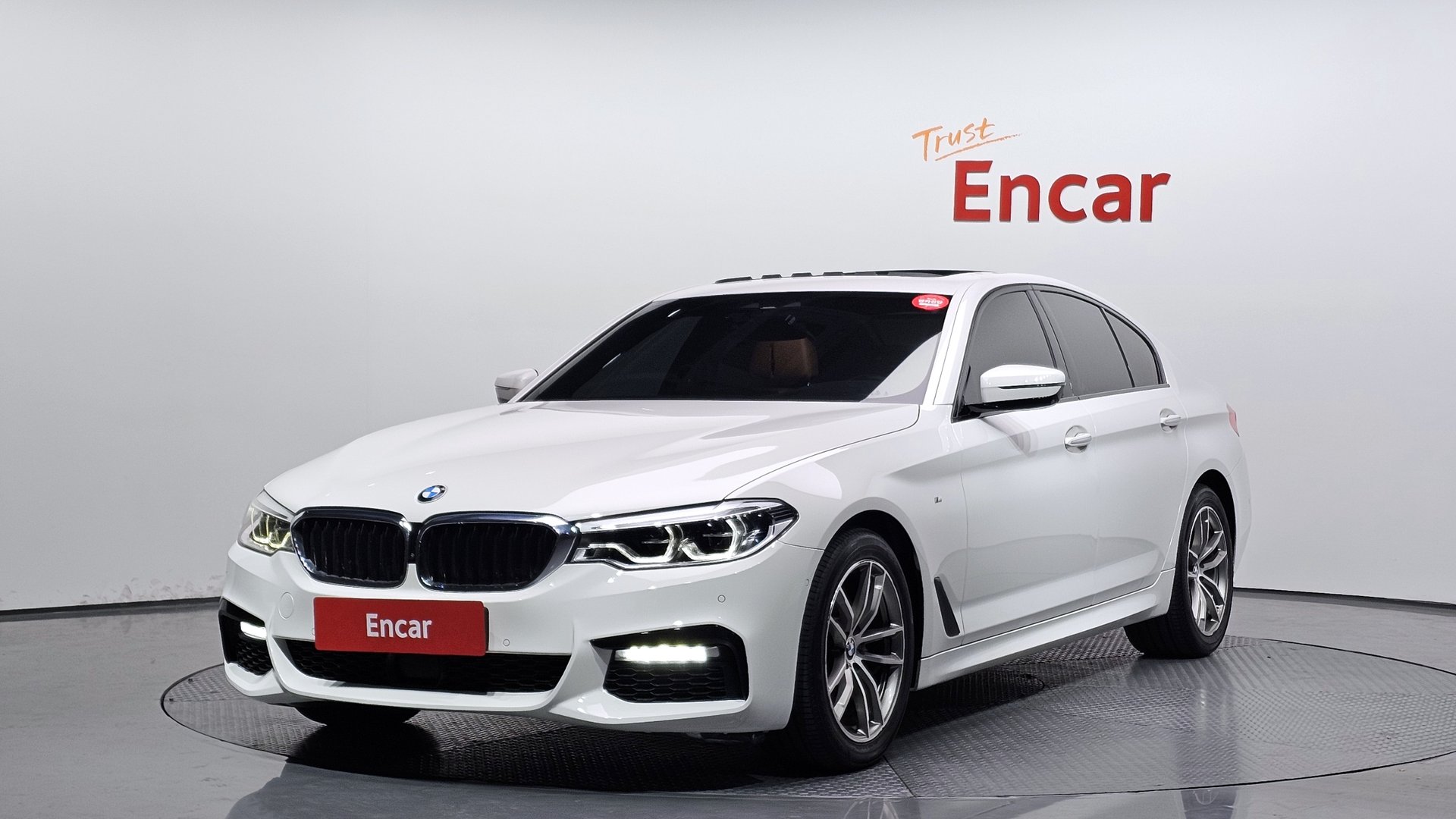 BMW 5 SERIES - View 1