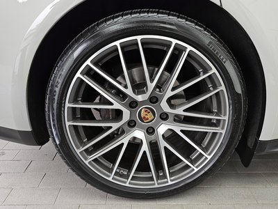 PORSCHE PANAMERA - 6