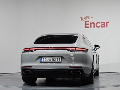 PORSCHE PANAMERA - 4