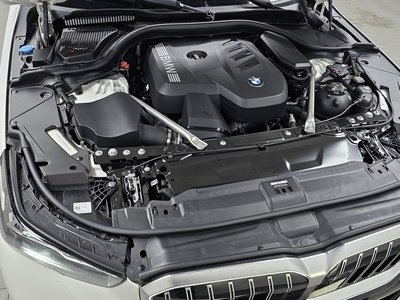 صورة 7 لـ 2025 BMW 5 SERIES