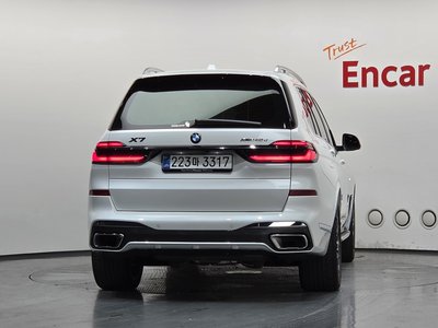 صورة 4 لـ 2025 BMW X7